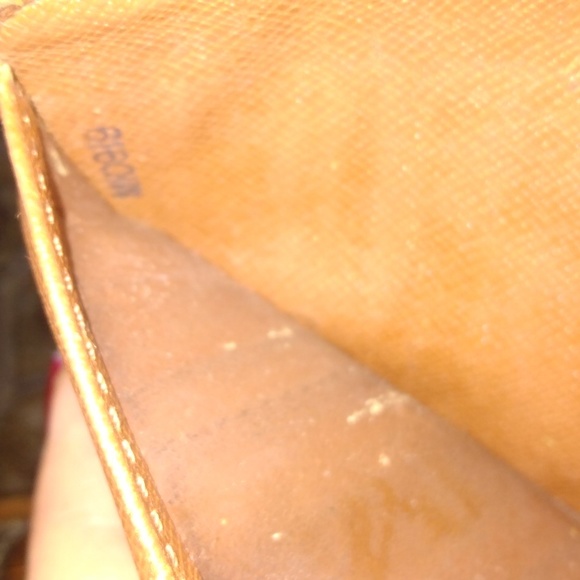 SOLD Authentic Louis Vuitton Bifold Wallet - Picture 15 of 15